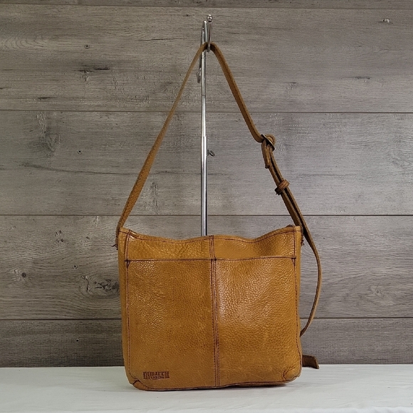 Handbags - Duluth Trading Brown Pebble Leather Shoulder Bag